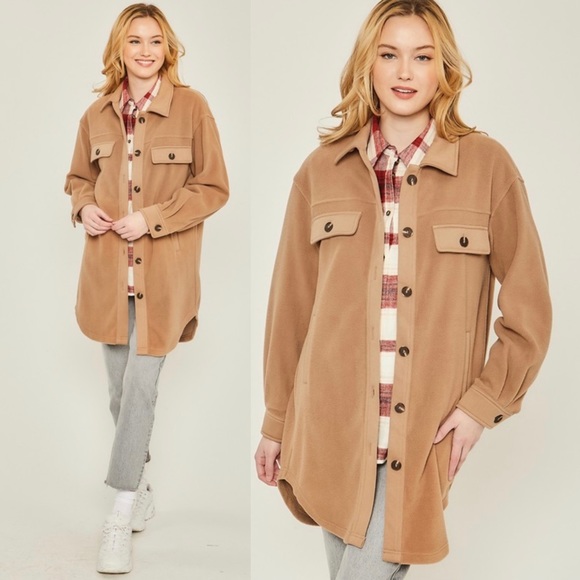 🆕Long line fleece shacket in camel - Picture 3 of 7